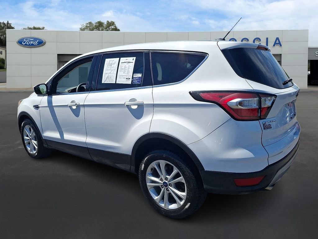 Certified 2017 Ford Escape SE FWD image 6