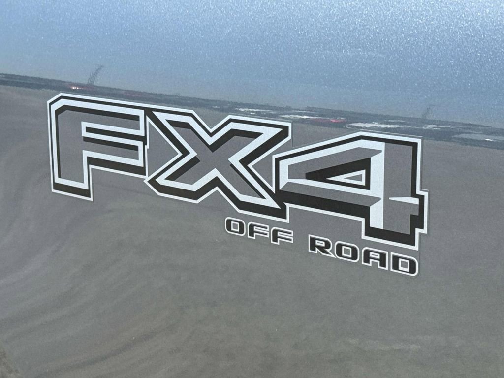 Certified 2023 Ford F250 XLT w/ Black Appearance Package AWD/4WD image 6