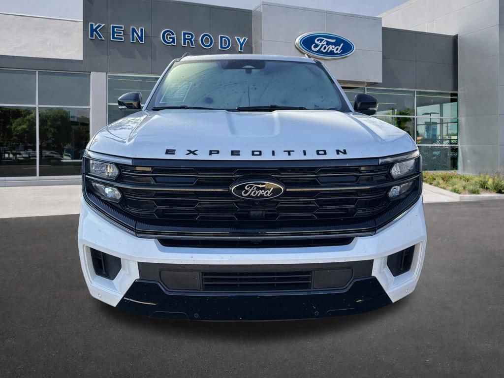 Certified 2025 Ford Expedition Max Platinum w/ Stealth Performance Package image 6