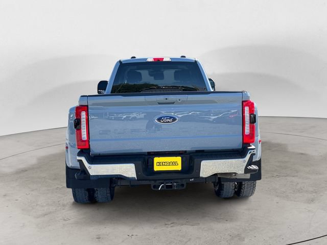 Certified 2025 Ford F450 Lariat w/ FX4 Off-Road Package AWD/4WD image 6