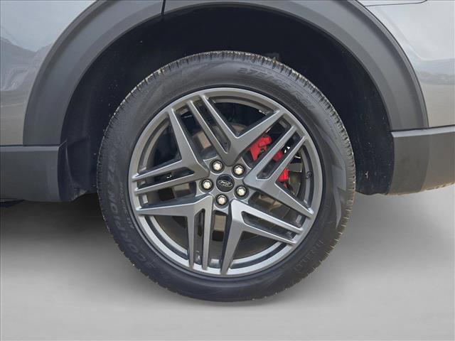 Certified 2025 Ford Explorer ST-Line w/ ST-Line Street Pack AWD/4WD image 22