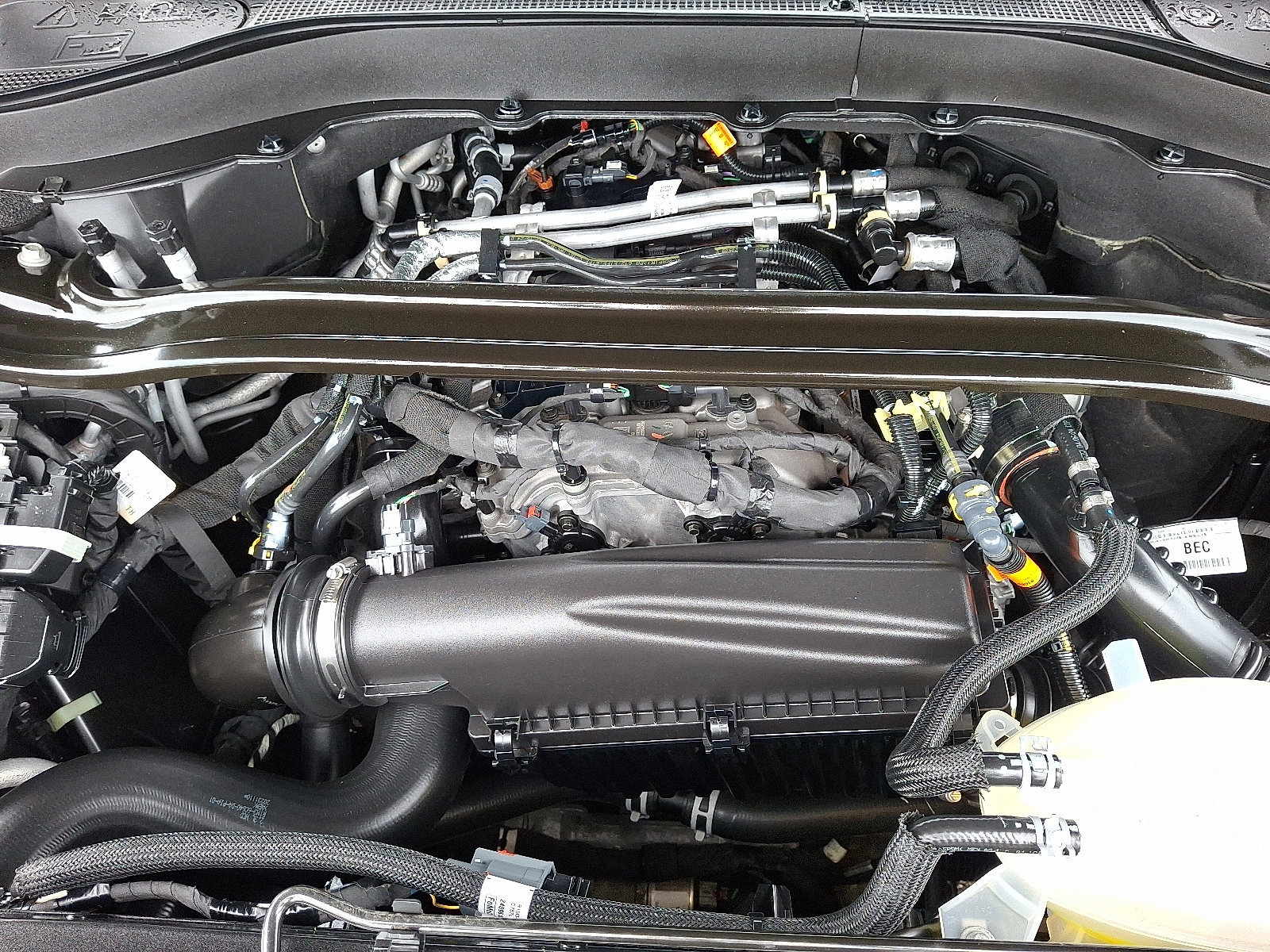 Certified 2025 Ford Explorer ST-Line image 27