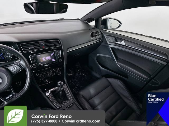 Used 2017 Volkswagen Golf R 4-Door image 27