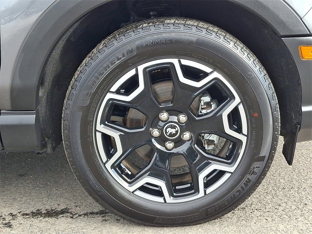 Certified 2025 Ford Bronco Sport Outer Banks image 9