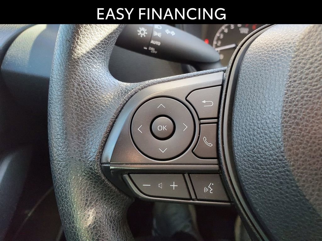 Used 2021 Toyota Corolla LE image 16