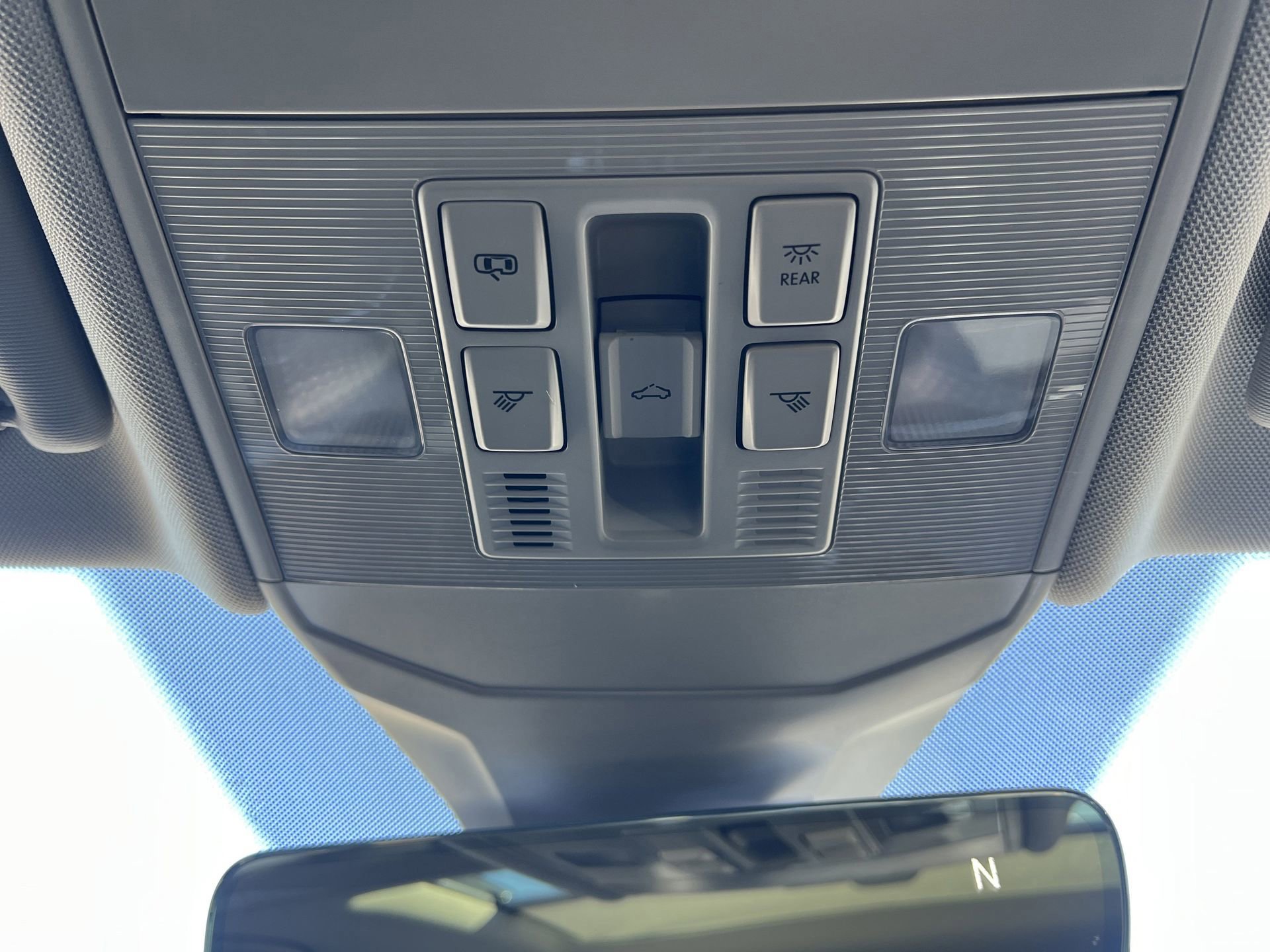 Used 2025 Volkswagen Jetta SEL image 20