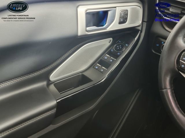 Certified 2022 Ford Explorer Platinum w/ Equipment Group 601A AWD/4WD image 33