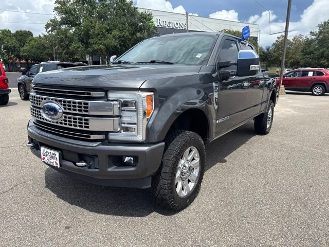 Certified 2019 Ford F350 Platinum w/ Platinum Ultimate Package AWD/4WD image 4