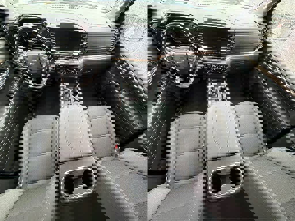 Used 2023 Chevrolet Silverado 1500 RST image 18