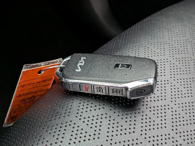 Used 2023 Kia Sorento EX w/ Panoramic Sunroof Package image 37