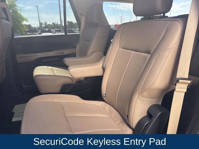 Certified 2023 Ford Expedition XLT image 27