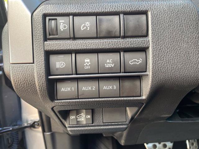 Used 2024 Toyota Tacoma TRD Sport w/ TRD Sport Premium Package AWD/4WD image 16
