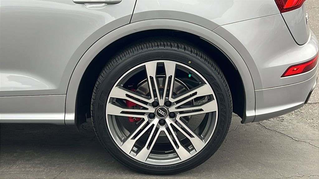 Used 2020 Audi SQ5 Premium Plus w/ Premium Plus Package image 7