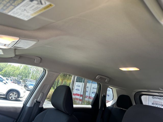 Used 2023 Nissan Rogue S AWD/4WD image 20