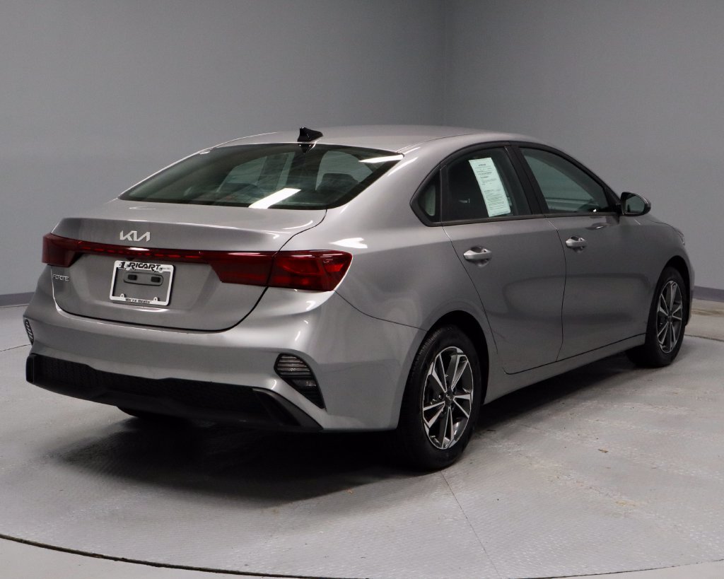 Used 2024 Kia Forte LXS FWD image 11