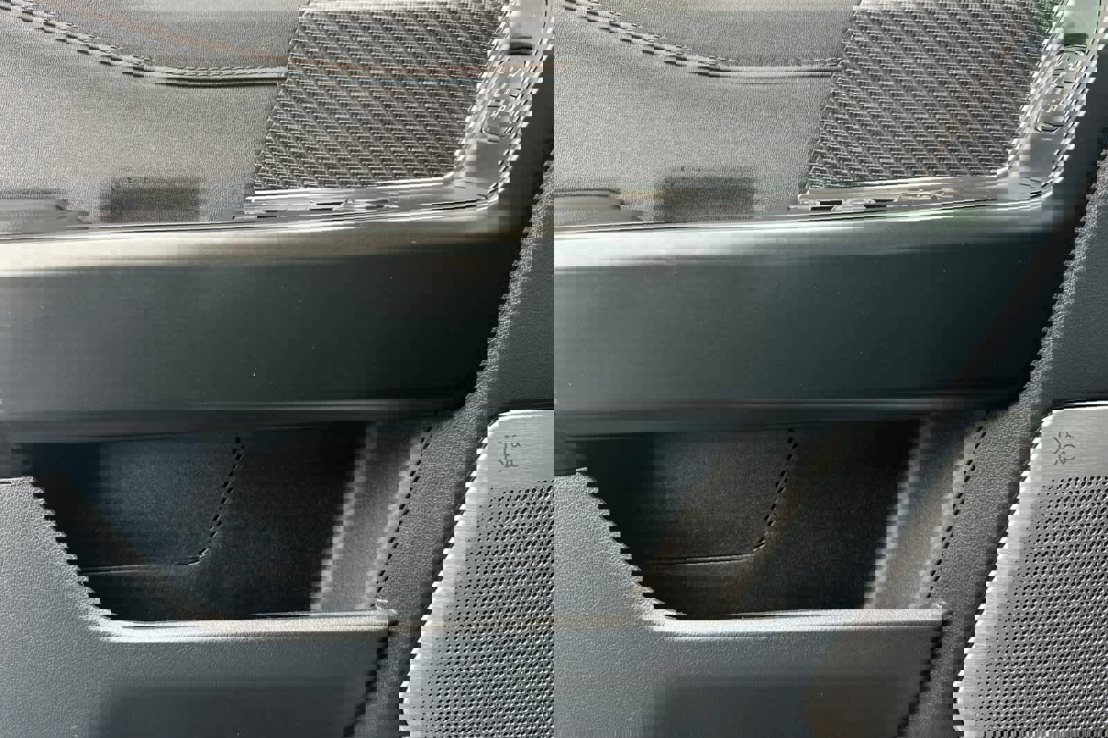 Certified 2022 Ford F150 Raptor w/ Equipment Group 801A High image 12