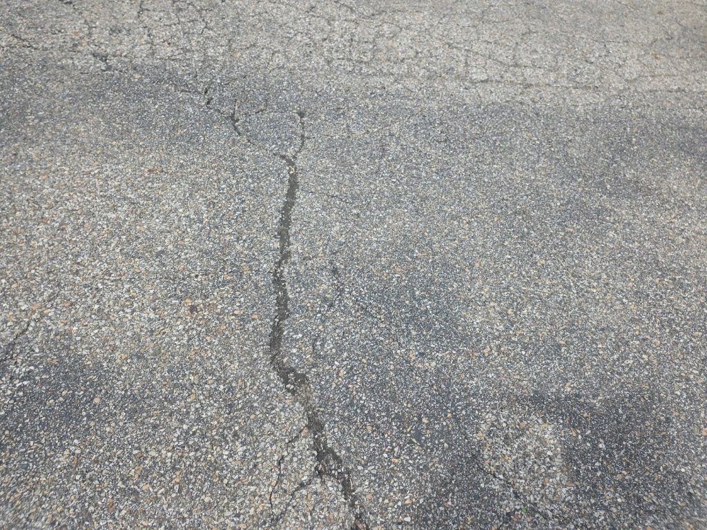 Certified 2024 Ford Escape ST-Line w/ Tech Pack #1 image 6