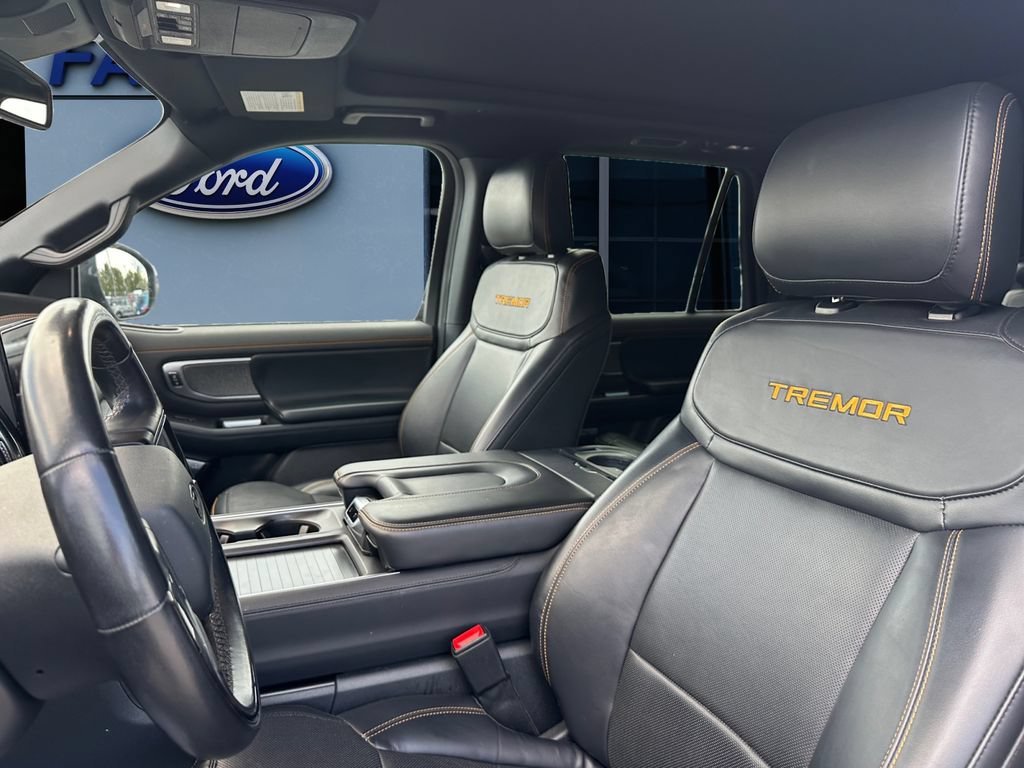 Certified 2025 Ford Expedition Tremor AWD/4WD image 11