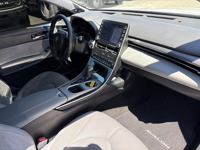 Used 2019 Toyota Avalon Touring w/ Advanced Safety Package FWD image 20
