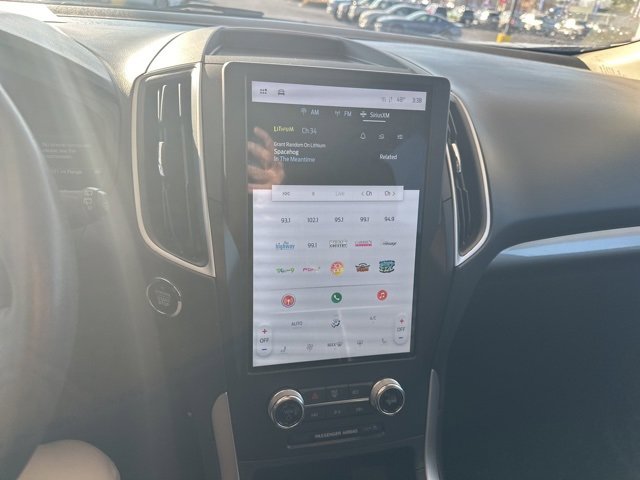 Certified 2024 Ford Edge SEL image 16