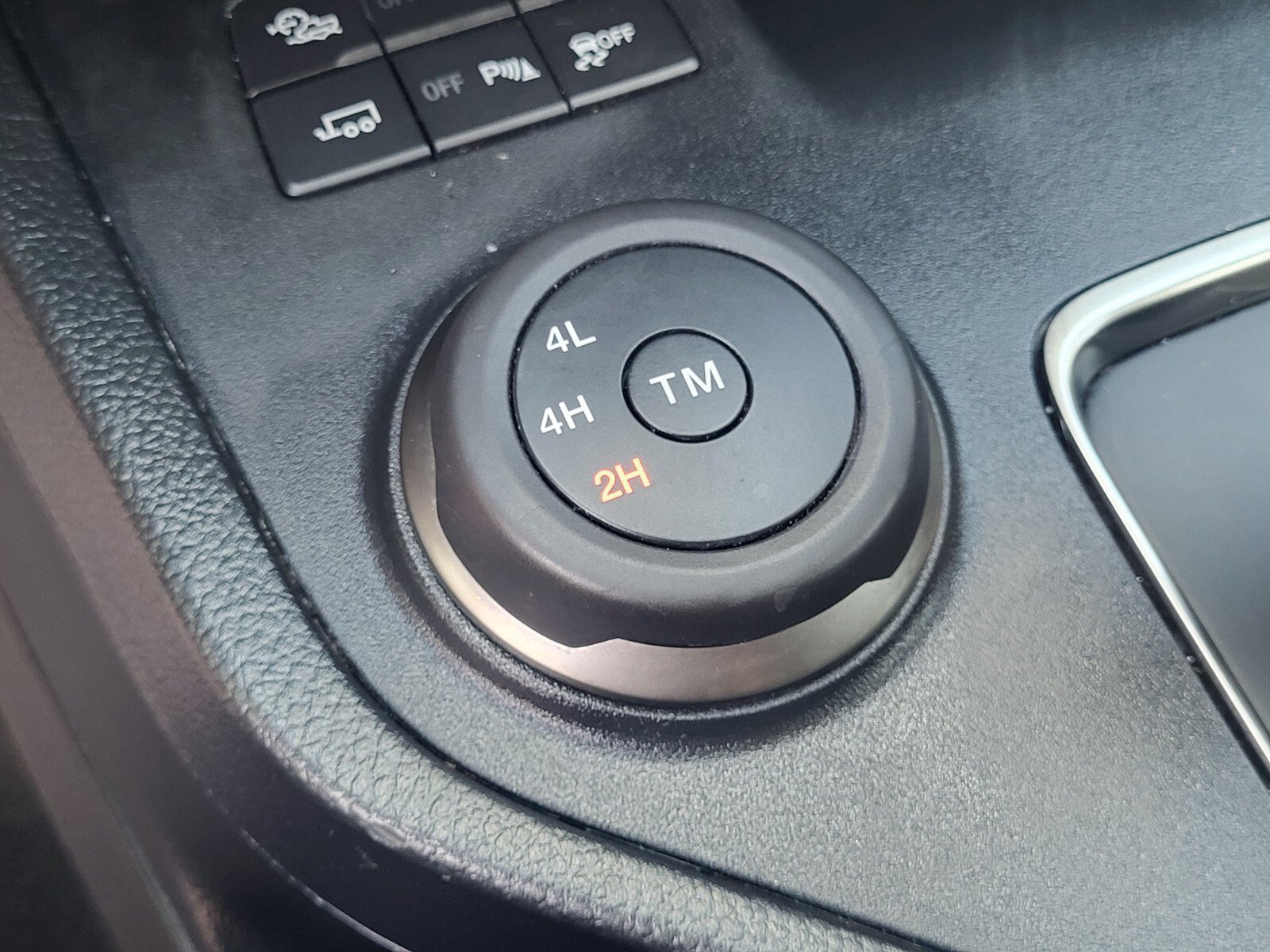 Certified 2022 Ford Ranger XLT w/ Tremor Off-Road Package AWD/4WD image 25