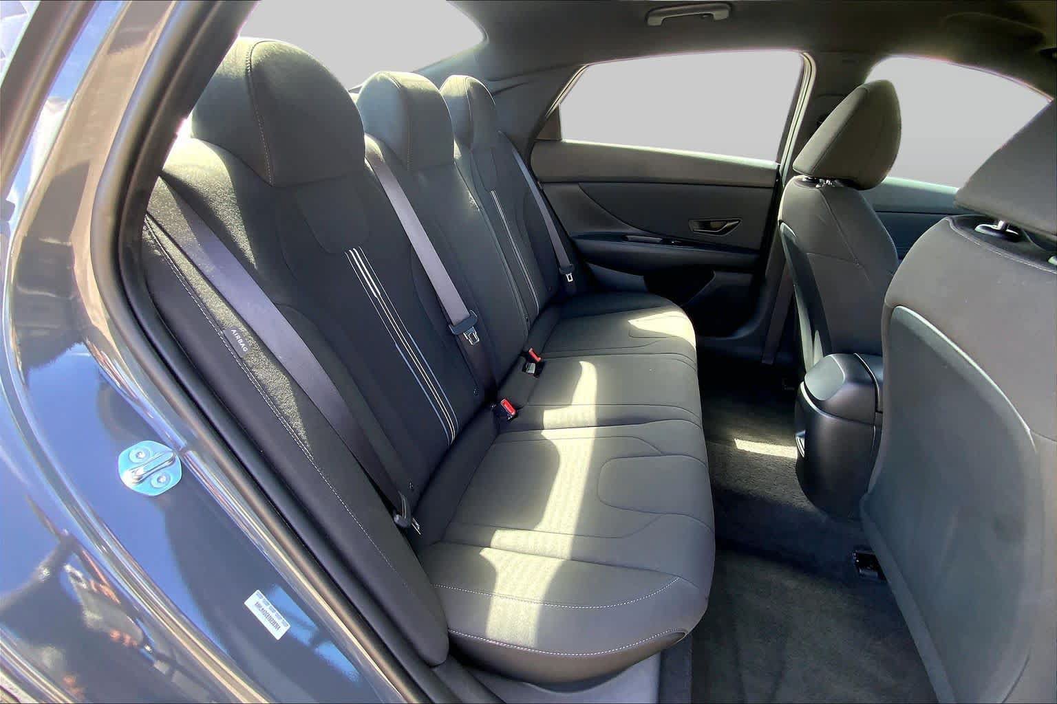 Used 2026 Hyundai Elantra Sport FWD image 18