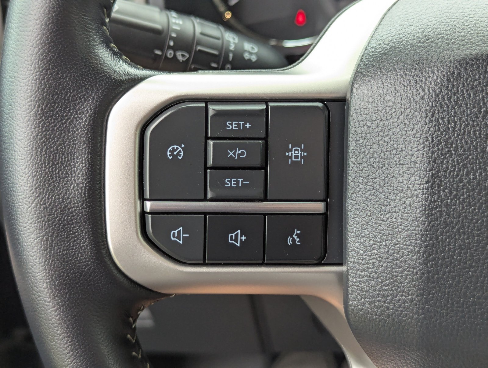 Certified 2023 Ford Expedition XLT RWD image 36