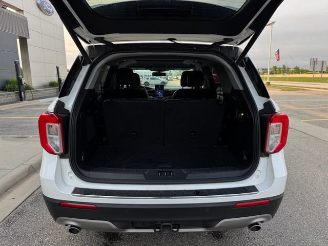 Certified 2024 Ford Explorer Limited w/ Limited Technology Package AWD/4WD image 40