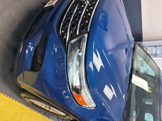 Certified 2023 Ford Explorer XLT AWD/4WD image 6