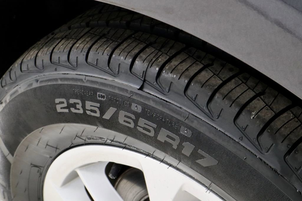 Used 2024 Kia Carnival LX image 20