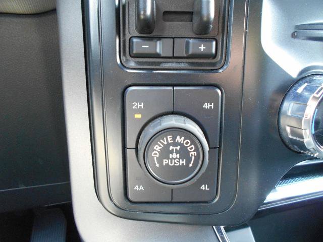 Certified 2025 Ford F150 Lariat w/ Tow/Haul Package AWD/4WD image 13