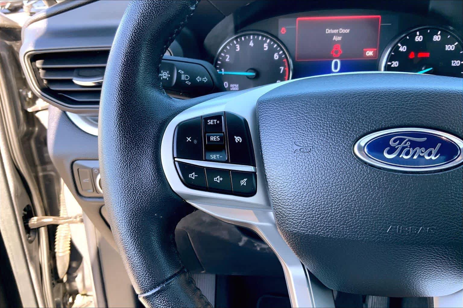 Certified 2022 Ford Explorer XLT RWD image 20