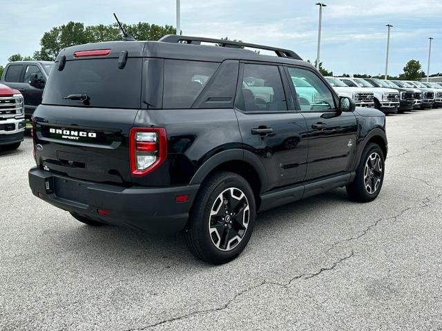 Certified 2024 Ford Bronco Sport Outer Banks w/ Tech Package AWD/4WD image 6
