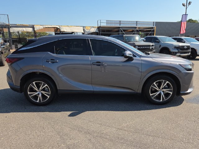 Used 2023 Lexus RX 350 Premium w/ Cold Area Package AWD/4WD image 2