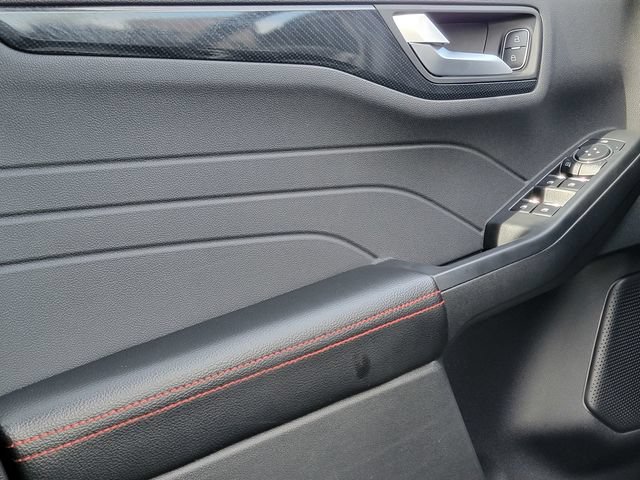 Certified 2024 Ford Escape ST-Line w/ Tech Pack #1 FWD image 37