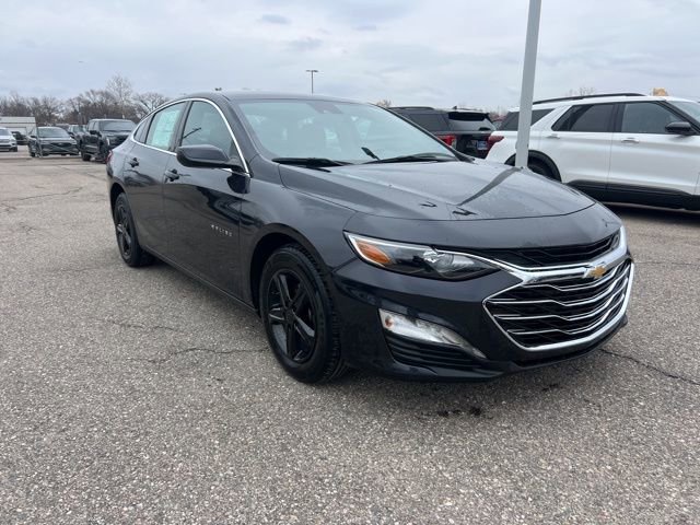 Used 2023 Chevrolet Malibu LT image 3