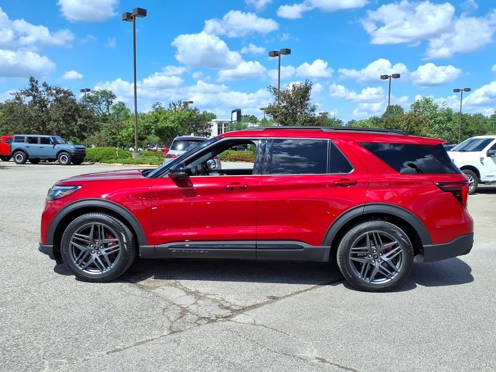 Certified 2025 Ford Explorer ST w/ Sun And Sound Package AWD/4WD image 2