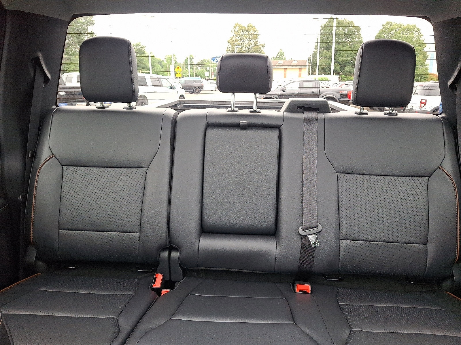 Certified 2025 Ford F350 Lariat image 19