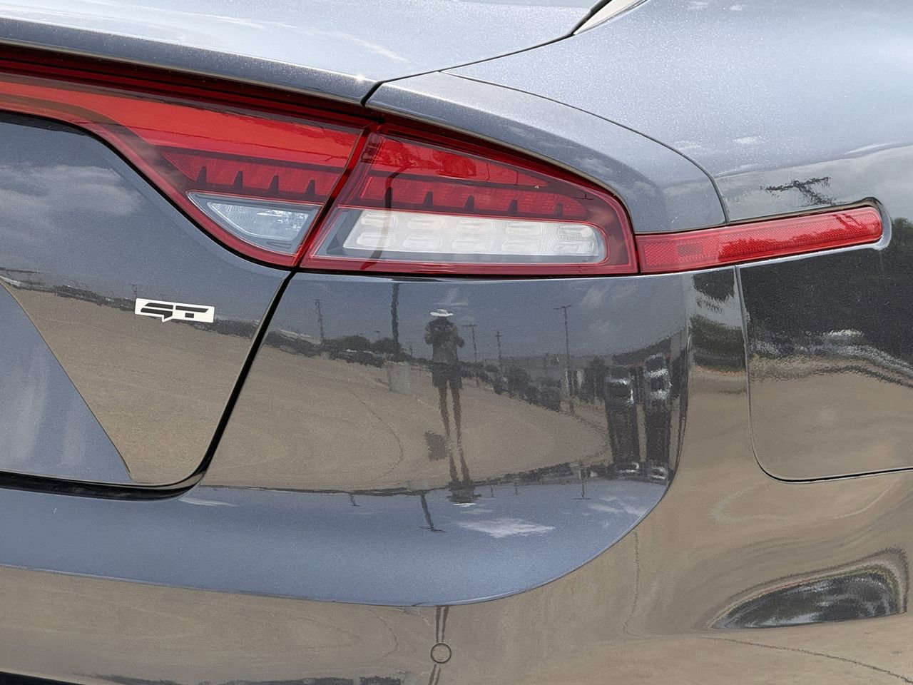 Used 2023 Kia Stinger GT2 RWD image 9