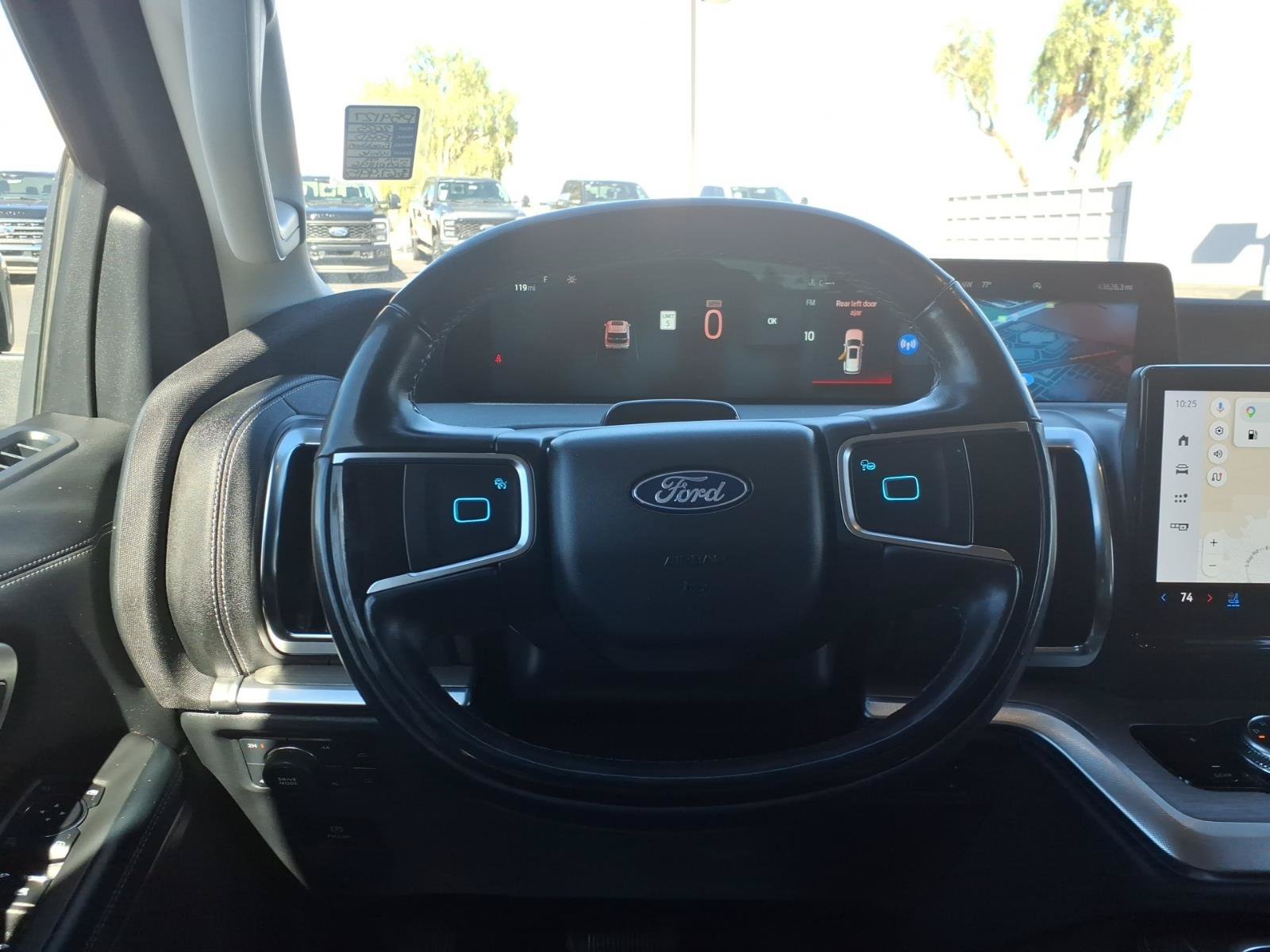 Certified 2025 Ford Expedition Max Platinum w/ Driver's Package AWD/4WD image 20