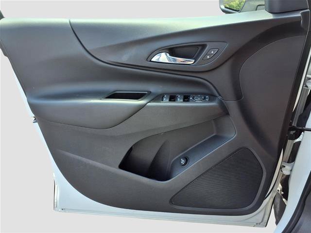 Used 2023 Chevrolet Equinox LT AWD/4WD image 15