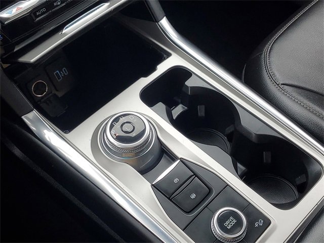 Certified 2022 Ford Explorer Limited w/ Equipment Group 301A image 23