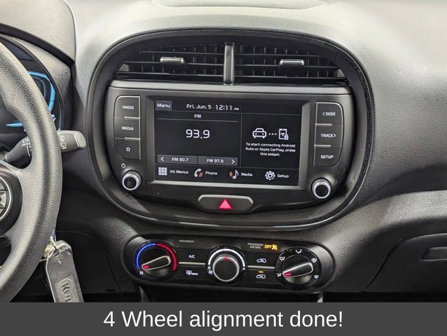 Used 2024 Kia Soul LX w/ Option Group 015 FWD image 5