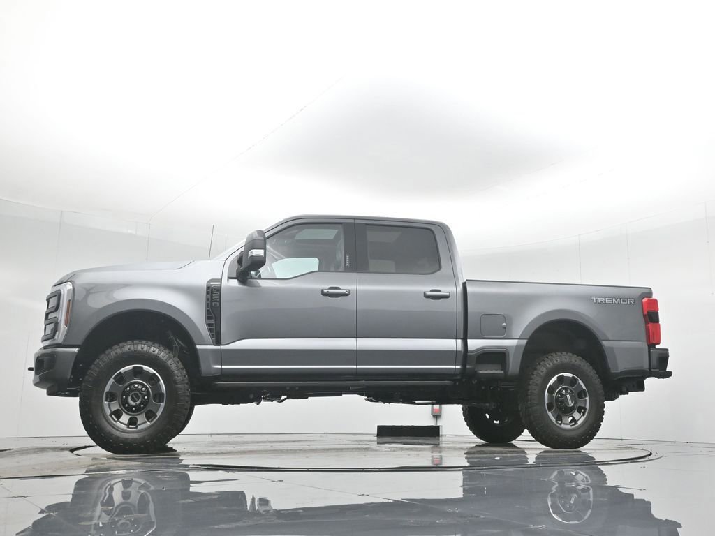 Certified 2024 Ford F250 Lariat w/ Tremor Off-Road Package image 24