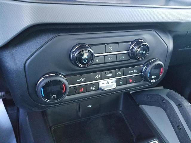 Certified 2024 Ford Bronco Everglades image 24