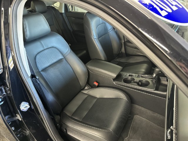 Used 2024 Honda Civic EX-L image 27