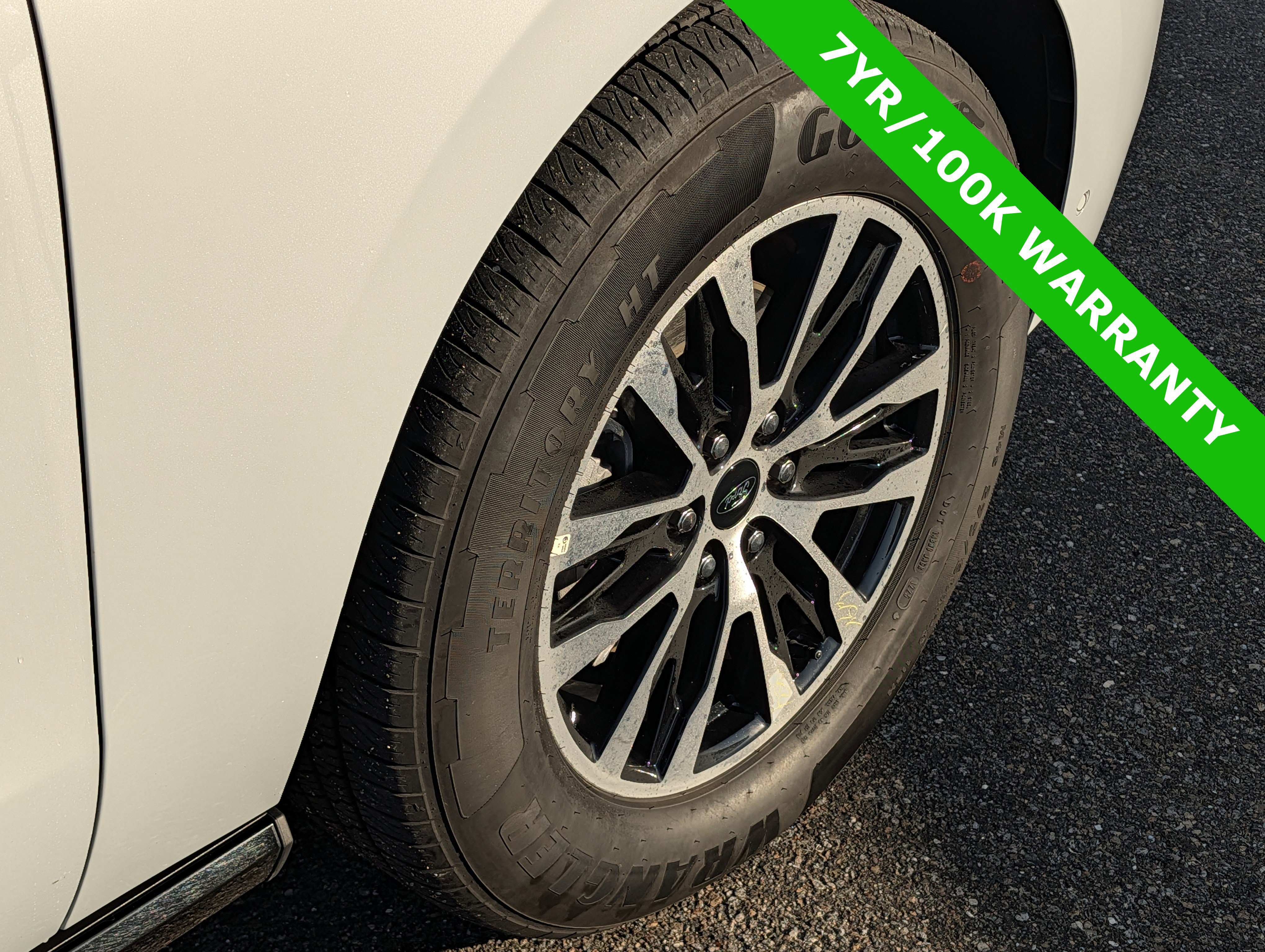 Certified 2025 Ford Expedition Max Platinum image 14