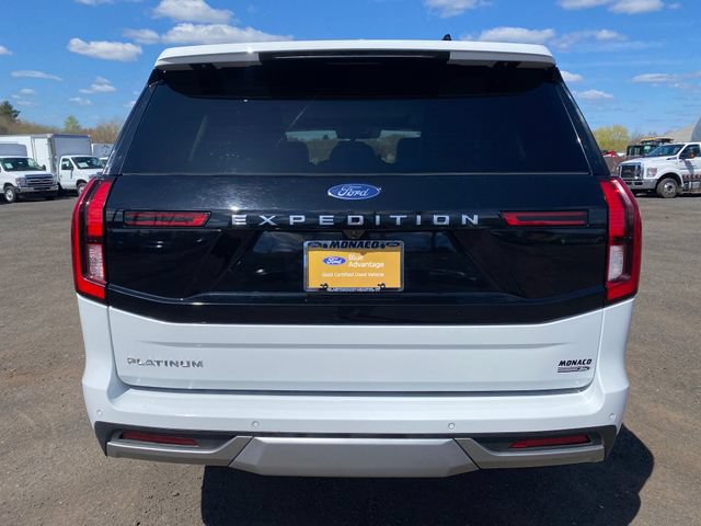 Certified 2025 Ford Expedition Platinum AWD/4WD image 6