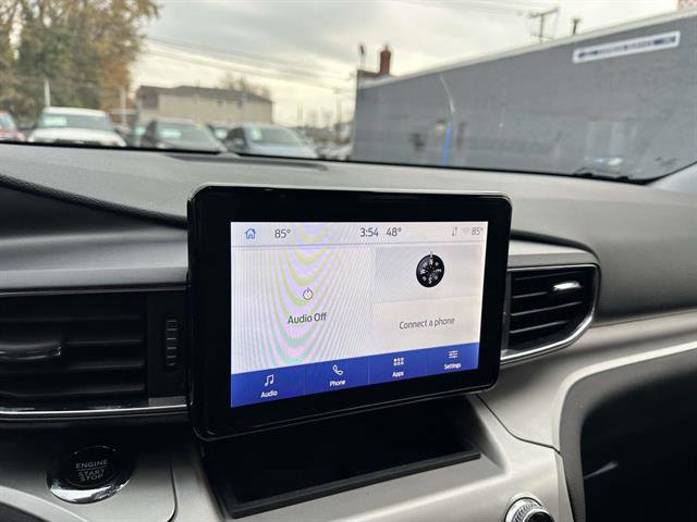 Certified 2022 Ford Explorer XLT w/ Equipment Group 202A image 16