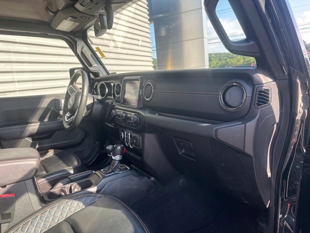 Used 2023 Jeep Gladiator Overland AWD/4WD image 32